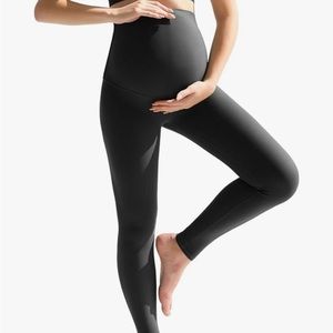 Black maternity leggings